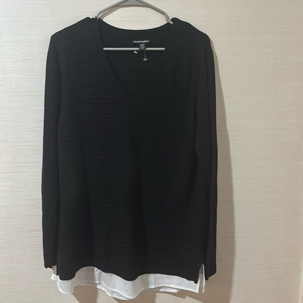 Ladies long sleeve top